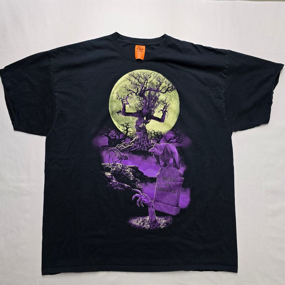 Vintage Rest in Pieces Graveyard Shirt Happy Halloween 2XL Black Tee 2000's